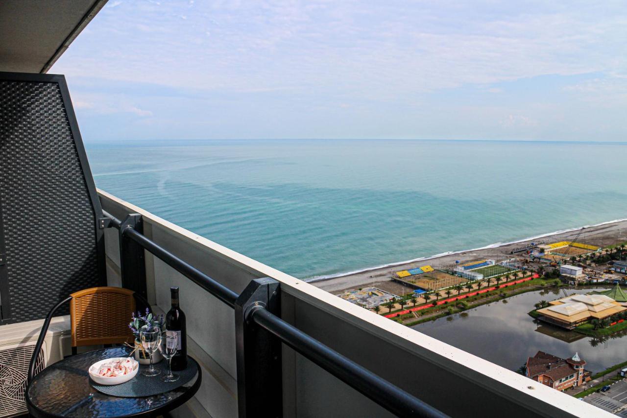 Orbi Batumi City Beach View Hotel Exterior foto